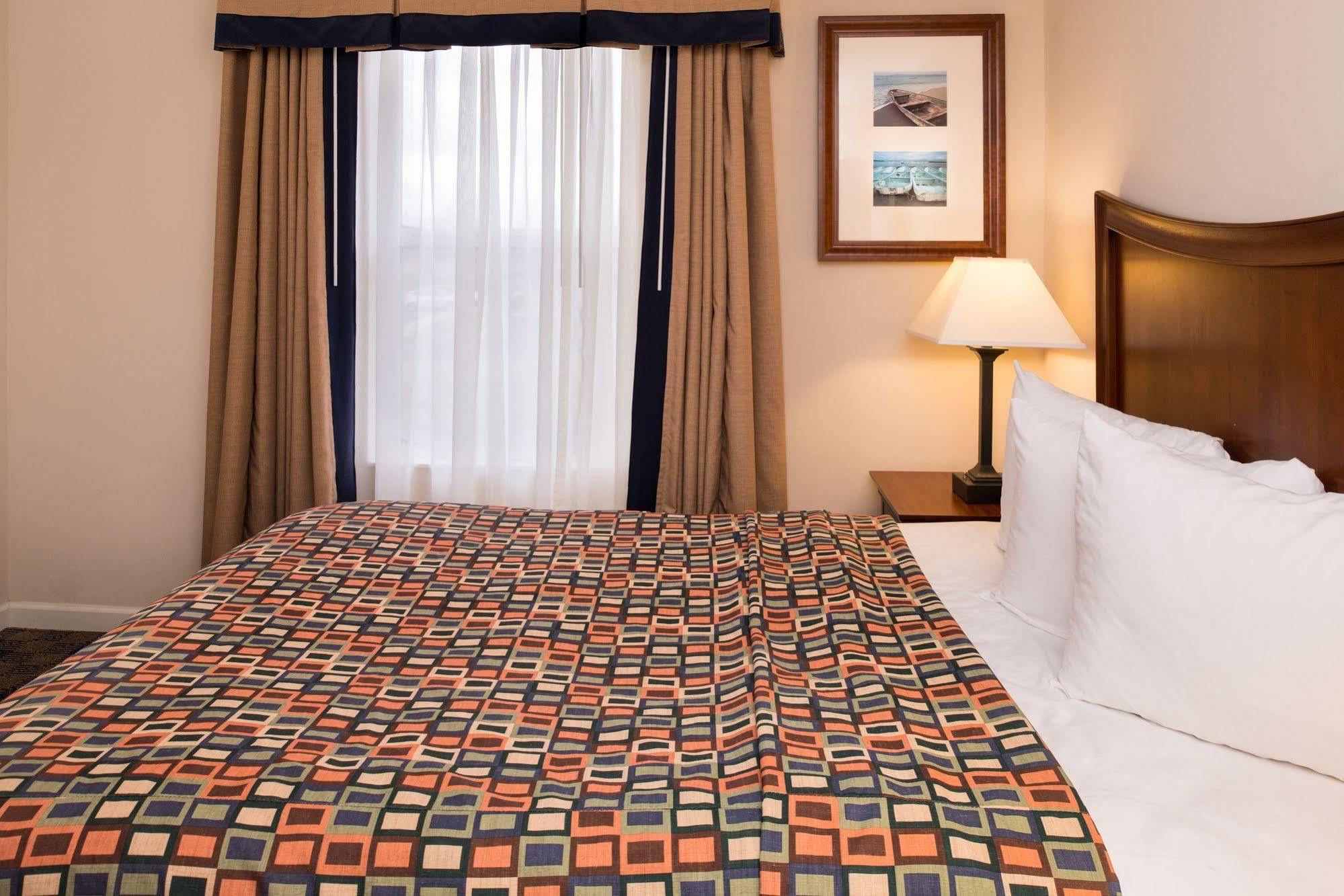 Charwood Suites Columbus Dış mekan fotoğraf