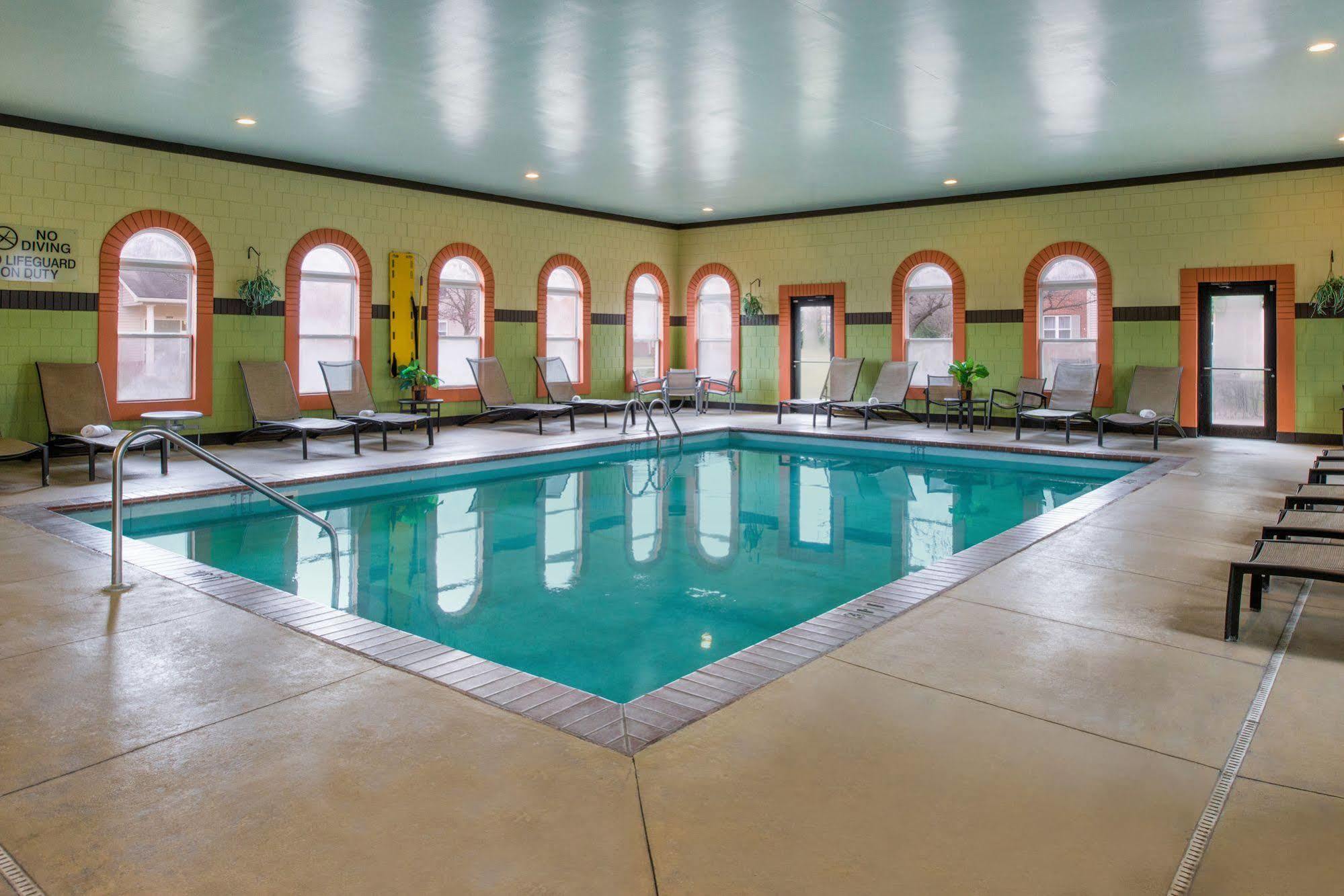 Charwood Suites Columbus Dış mekan fotoğraf