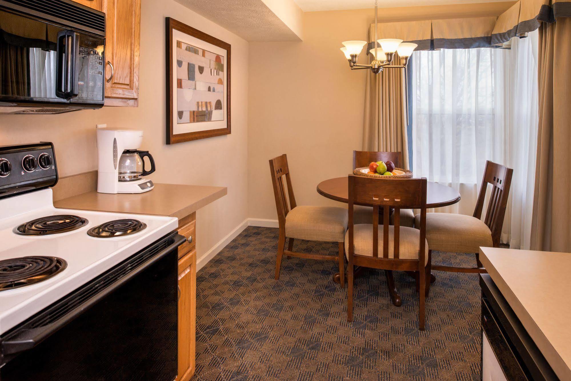Charwood Suites Columbus Dış mekan fotoğraf